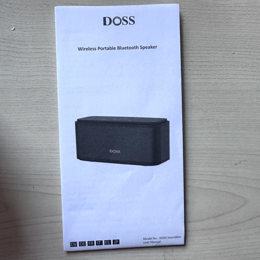 DOSS SoundBox Touch Wireless Bluetooth Speaker with 12W HD Sound and Bass - Picture 7 of 9